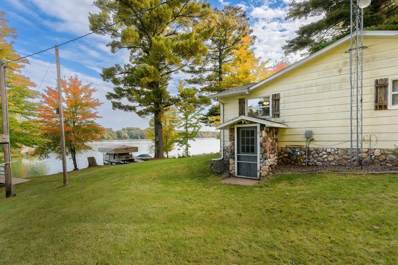 1179 21 3/4 22nd St, Chetek, WI 54728