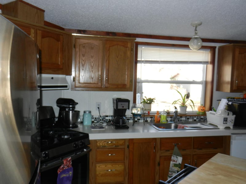 303 West St, Upsala, MN 56384