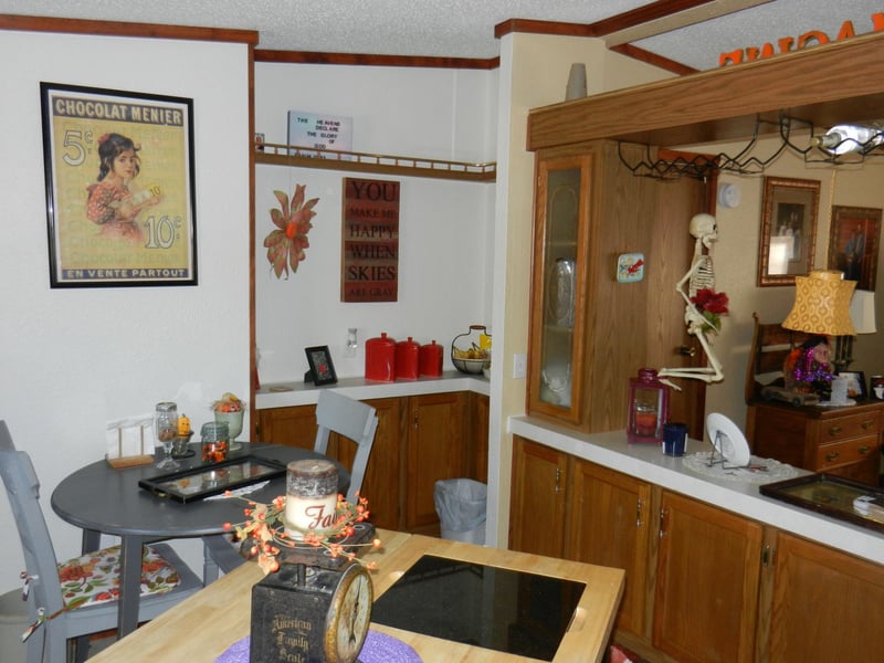 303 West St, Upsala, MN 56384