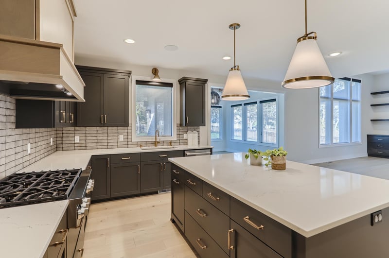 4005 Haven Woods Ct, Eagan, MN 55123