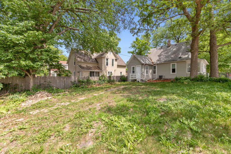 1100 30th Ave N, Minneapolis, MN 55411