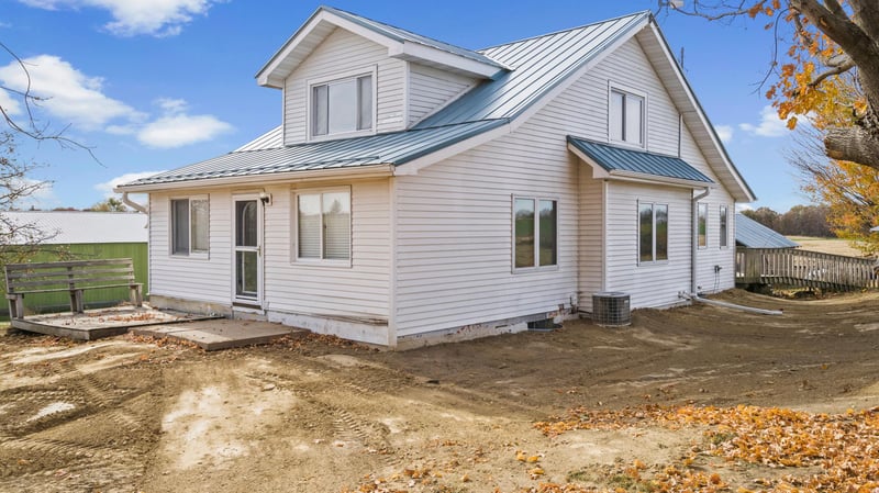 W2801 230th Ave, Maiden Rock, WI 54750