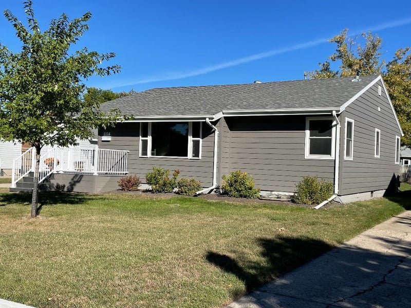 1114 17th St NW, East Grand Forks, MN 56721
