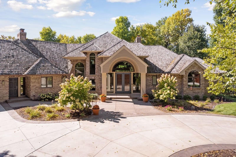 1225 Oakview Rd, Long Lake, MN 55356