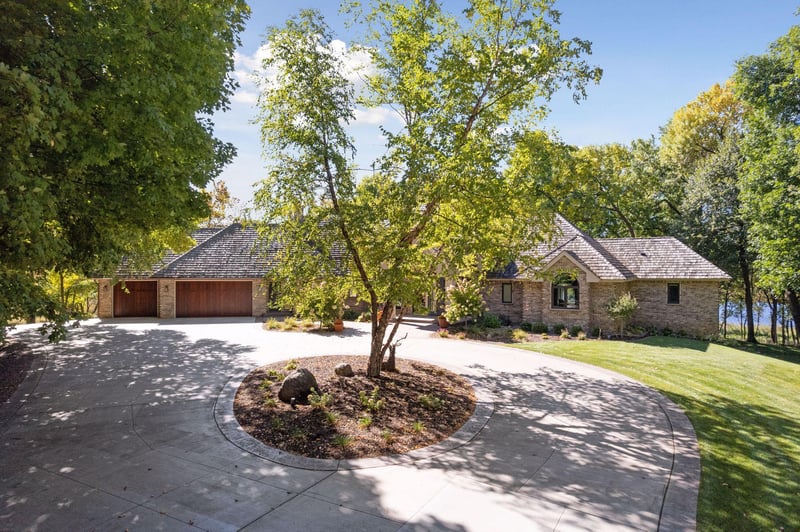1225 Oakview Rd, Long Lake, MN 55356