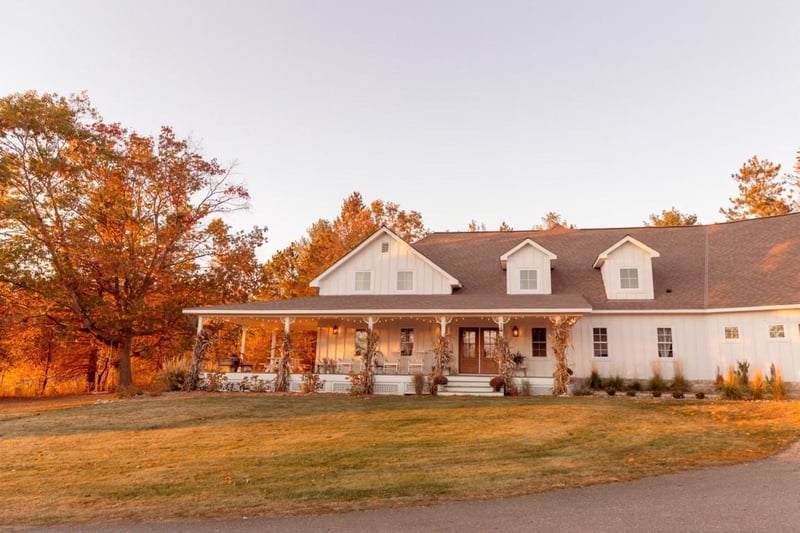 26443 Quinlan Ave, Lindstrom, MN 55045