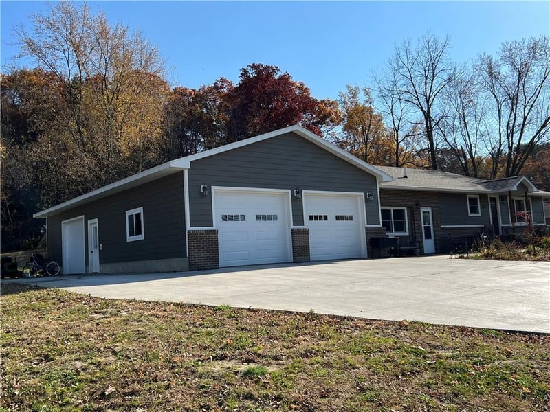 314 Bluff Ave N, Prairie Farm, WI 54762