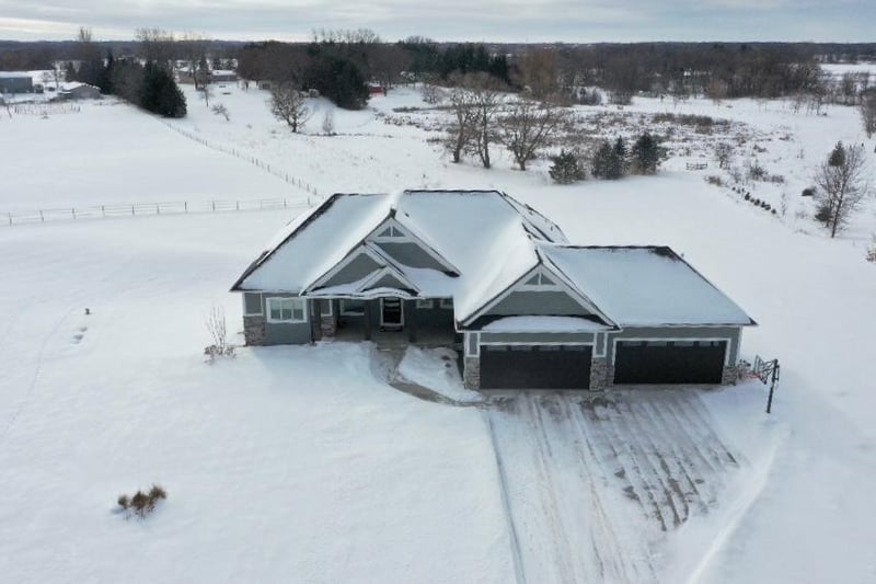 24795 Trail Haven Ln, Rogers, MN 55374