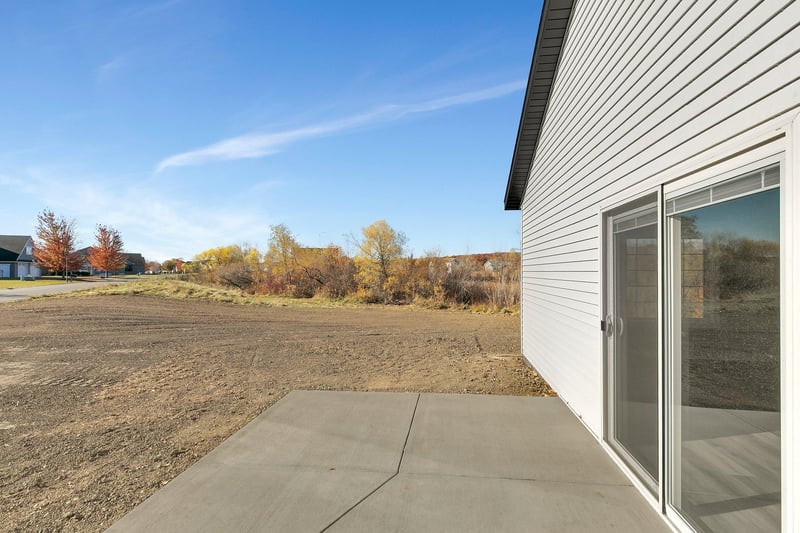 7940 Bluebird Ct, Rockville, MN 56301