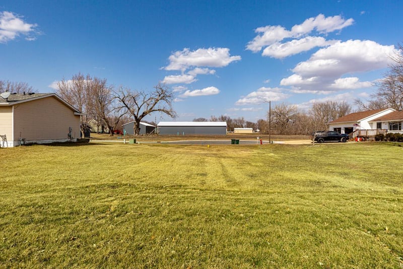xxxxxx Lewis Ln, Elysian, MN 56028