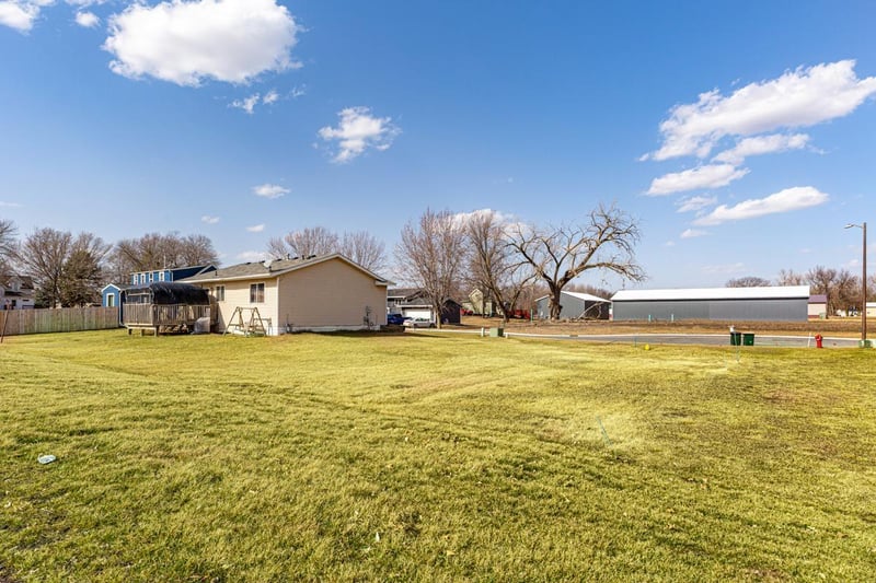 xxxxxx Lewis Ln, Elysian, MN 56028