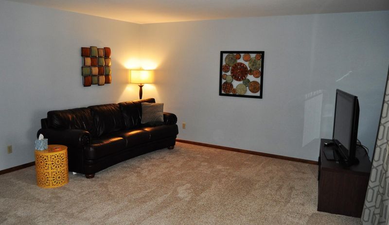 1413 N 6th St, Montevideo, MN 56265