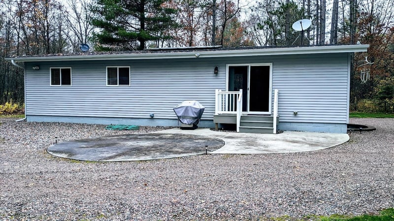 N2523 River Rd, Bruce, WI 54819