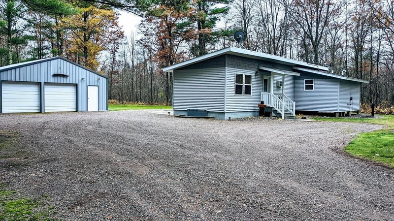 N2523 River Rd, Bruce, WI 54819