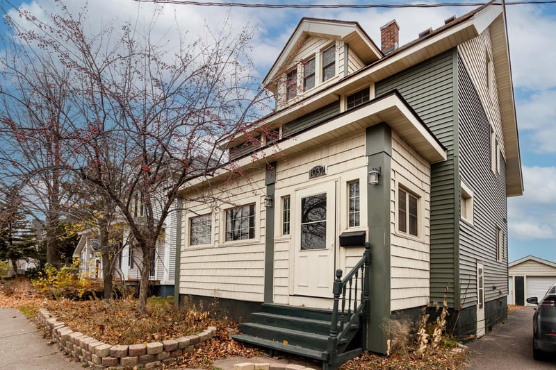 1032 S Lake Ave, Duluth, MN 55802