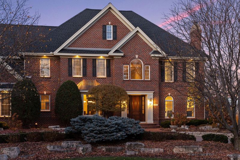 18756 Melrose Chase, Eden Prairie, MN 55347