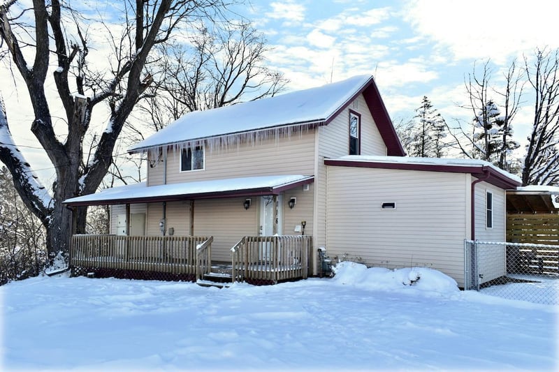116 Iowa St, Minnesota City, MN 55959