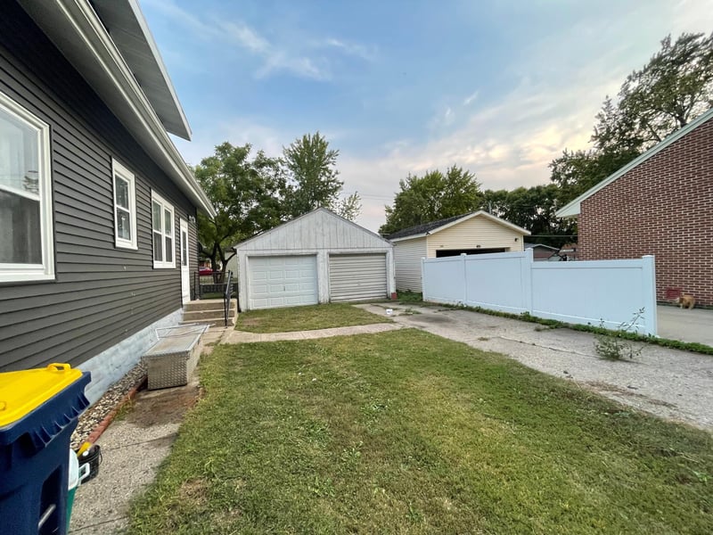 309 Water St SW, Sleepy Eye, MN 56085