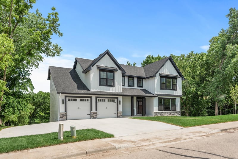11080 Goose Lake Rd, Champlin, MN 55316
