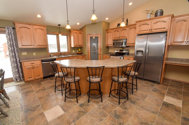 347 Circle Ct, Saint Martin, MN 56376