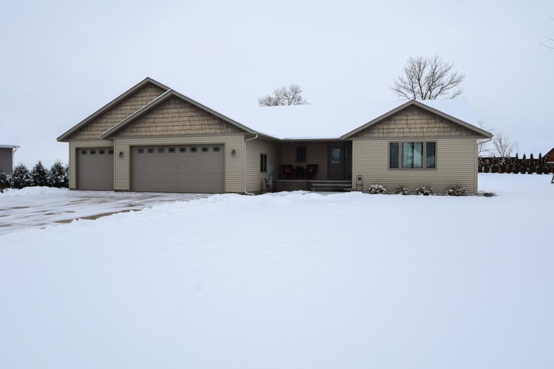 347 Circle Ct, Saint Martin, MN 56376