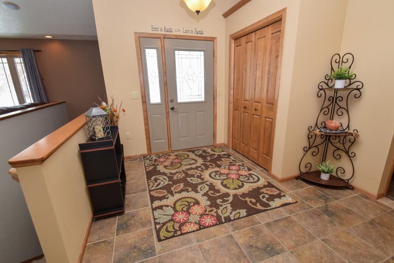 347 Circle Ct, Saint Martin, MN 56376