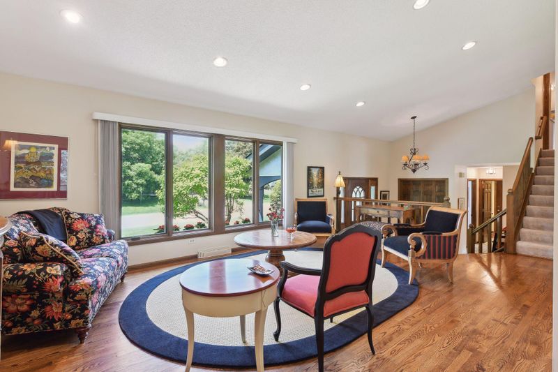 6625 Paiute Ps, Edina, MN 55439