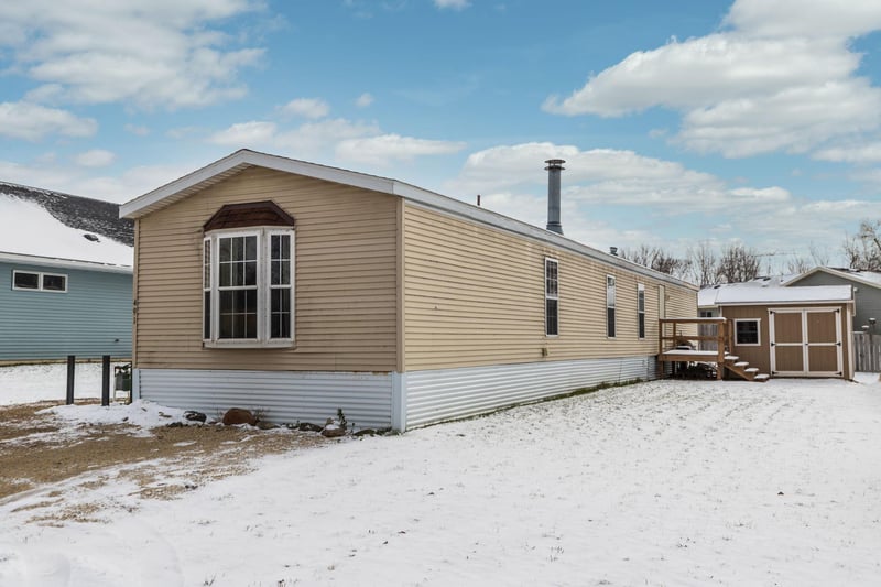 491 18th St, Zumbrota, MN 55992