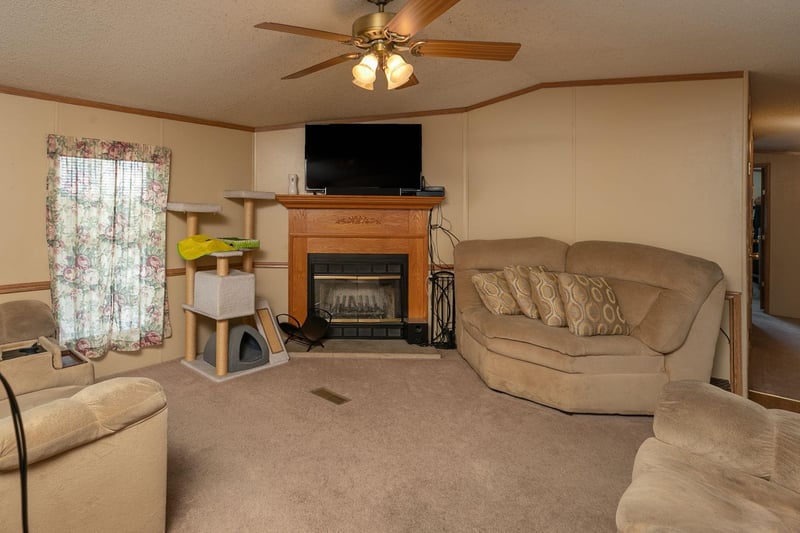 491 18th St, Zumbrota, MN 55992