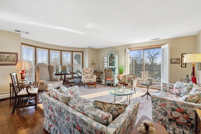 6300 Xerxes Ave S #42, Edina, MN 55423