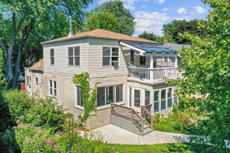 905 Lakeview Ave, Saint Paul, MN 55117