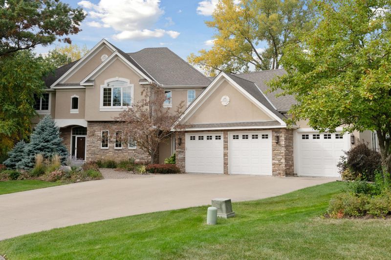 13062 Danube Ln, Rosemount, MN 55068