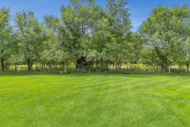 12515 40th St, Royalton, MN 56373