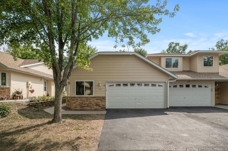 1014 18th Ave SE, Forest Lake, MN 55025