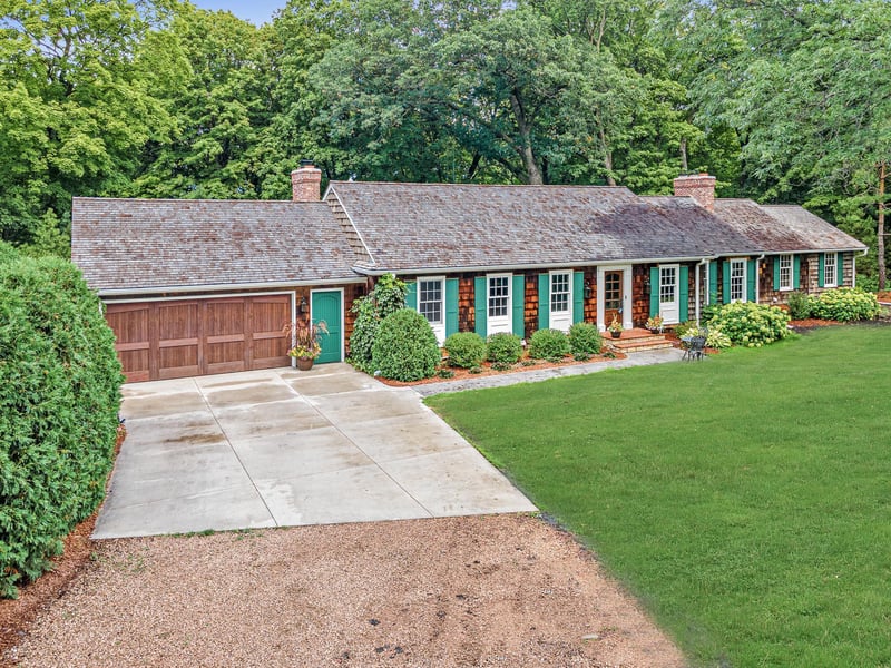 4700 Eastwood Cir, Minnetonka, MN 55345