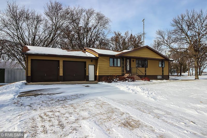 12600 494th Ave, Amboy, MN 56010