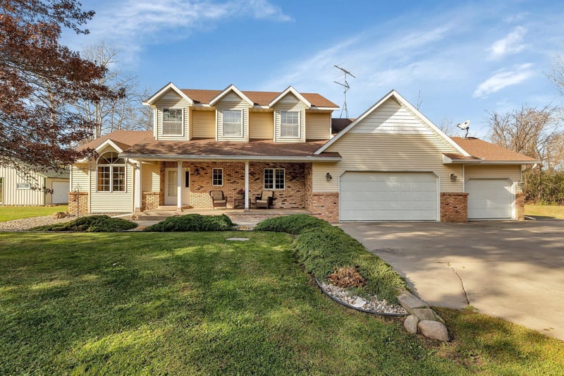 7555 45th Ave NE, Sauk Rapids, MN 56379
