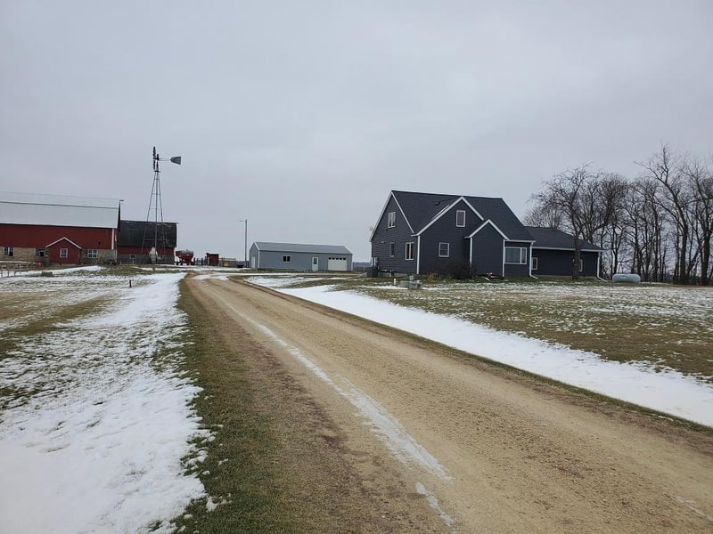 W1953 190th Ave, Maiden Rock, WI 54750