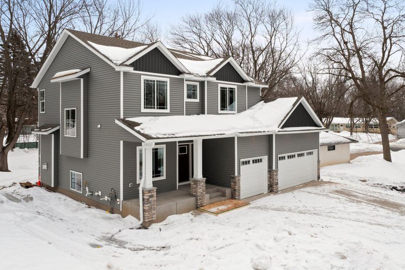 5306 Rhode Island Ave N, New Hope, MN 55428