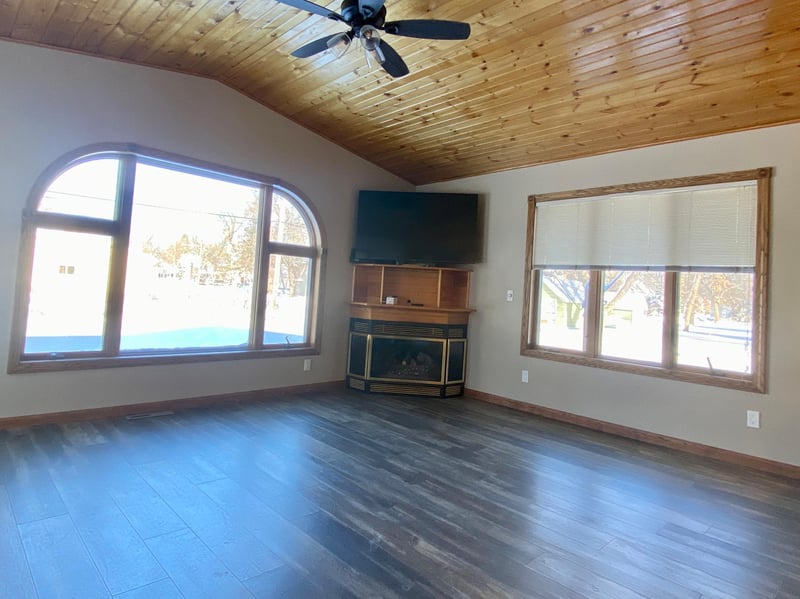 1404 3rd Ave S, Wheaton, MN 56296