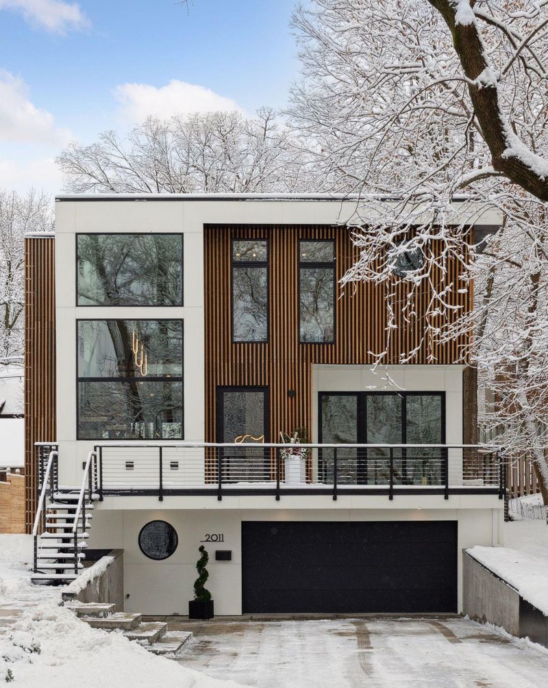 2011 Ewing Ave S, Minneapolis, MN 55416
