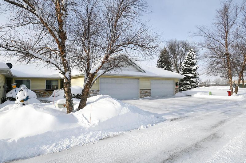 5673 Lambert Ave NE, Albertville, MN 55301