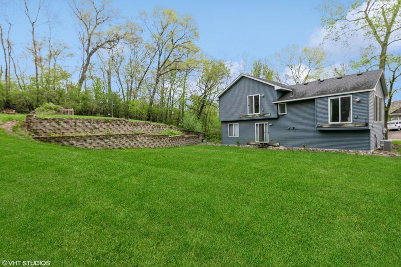 22458 159th St NW, Elk River, MN 55330