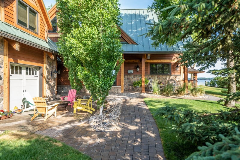 13386 Indian Beach Rd, Spicer, MN 56288