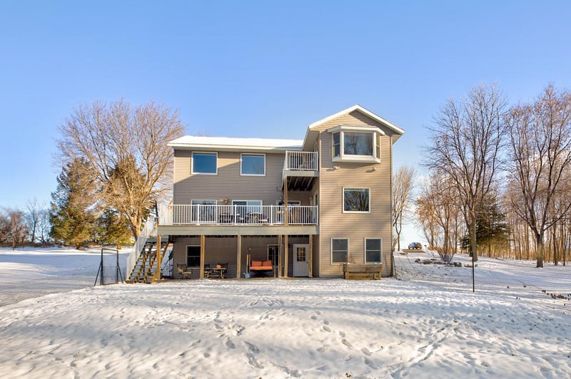 503 Pearl St E, Kasota, MN 56050