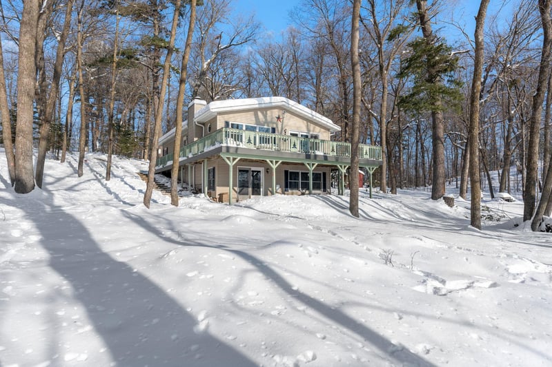 W2417 Summit Rd, Sarona, WI 54870