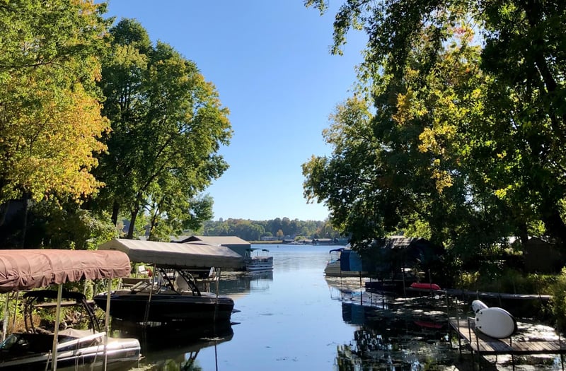 2401 Black Lake Rd, Spring Park, MN 55384