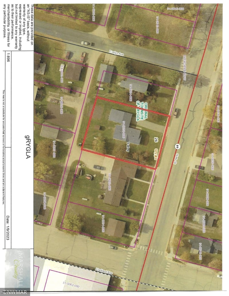 219 W State St, Grygla, MN 56727