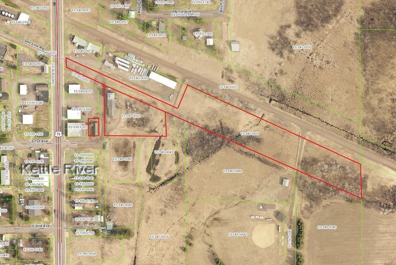 3956 Main St, Carlton, MN 55757