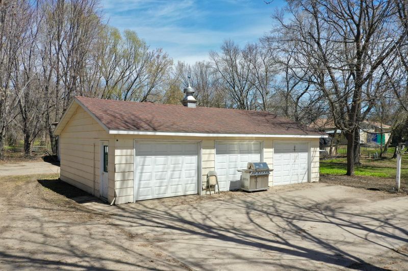 1212 NW Ella Ave, Willmar, MN 56201